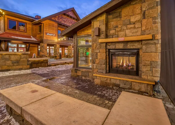 11 Pine Bough - Meredith Lodging
