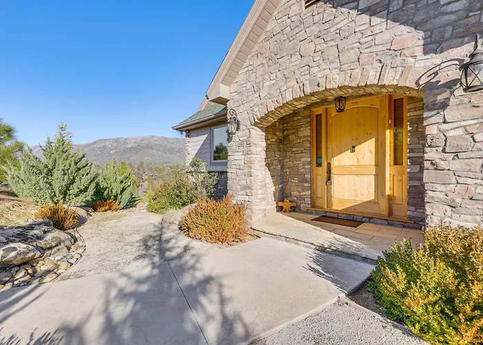 28 Mi To Yosemite: Lovely Mtn Cottage W/ Deck!