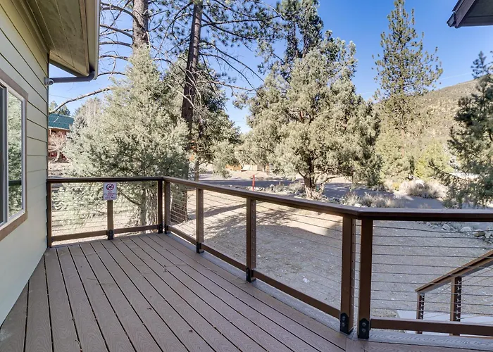 Cozy Pine Mountain Club Cabin W/ Large Deck