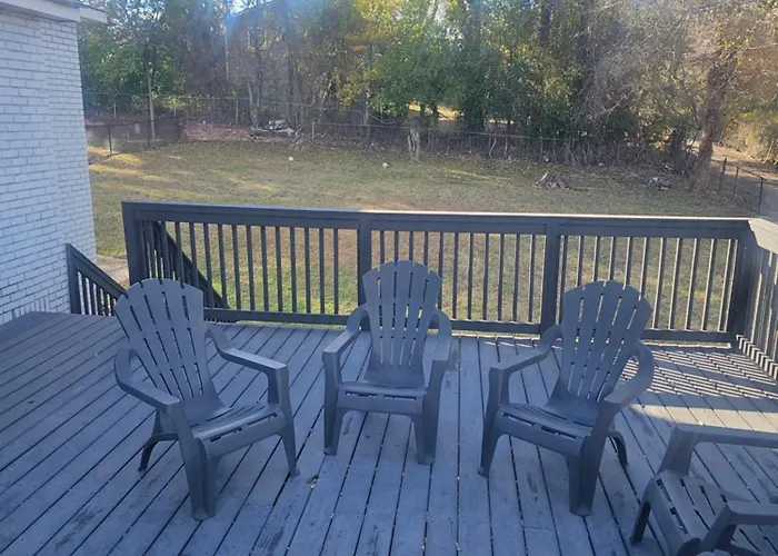 Birmingham'S Spacious Uptown Family Retreat