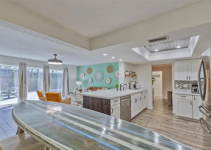 This Is The One! 3 King Beds - Heated Pool - 7 Min To Beach - Garage Game Room