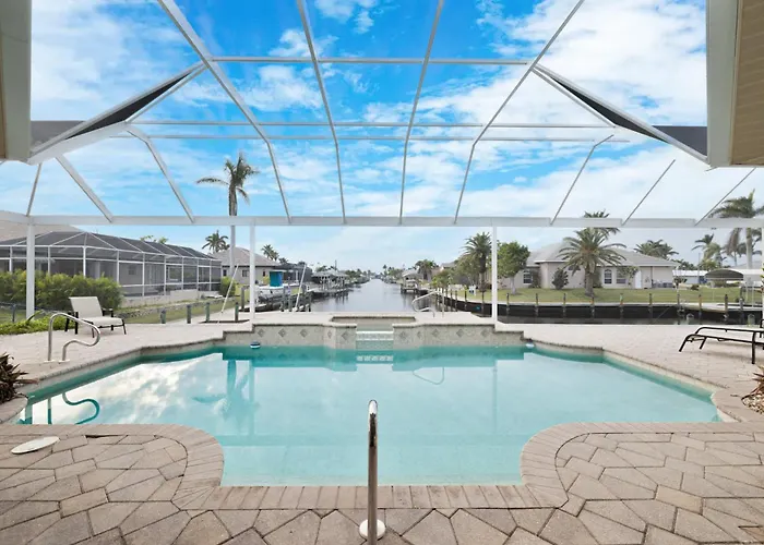 Waterfront Bliss Retreat Sailboat Access And Heated Pool