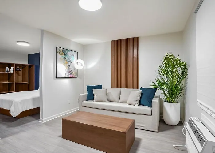 Redamo Suites