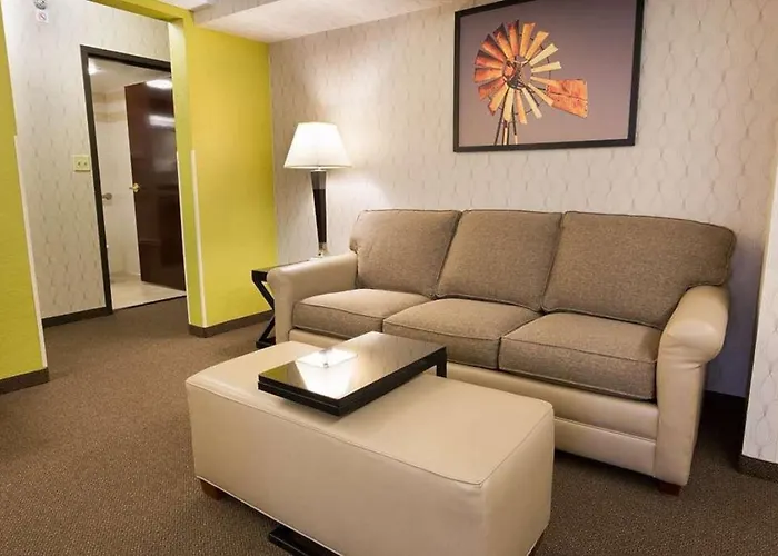 Heritage Inn Suites Houston Sugar Land, Trademark By Wyndham