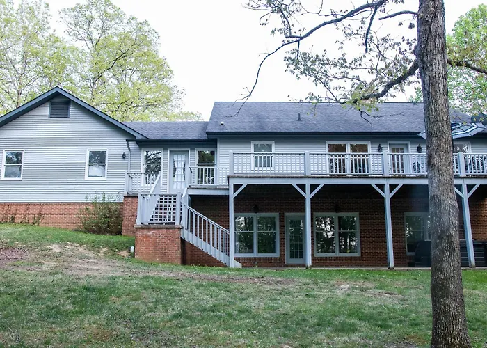 3Br 3 Bath Home With Hot Tub Next To Cave Run Lake