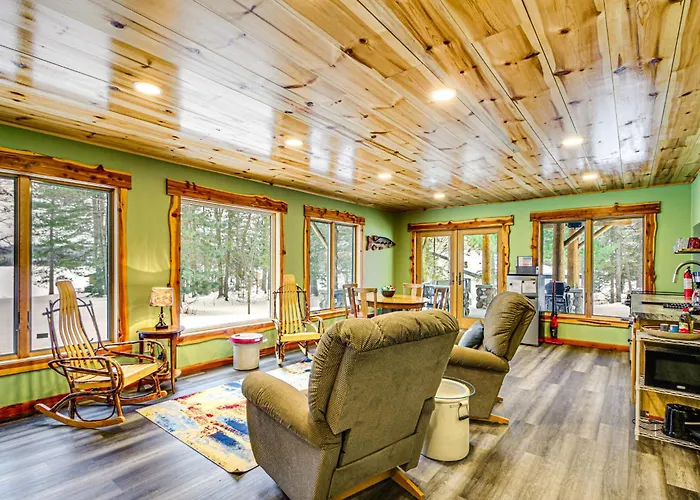Pokegama Lake Vacation Rental W/ Shared Boat Dock!