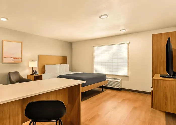 Livaway Suites Salt Lake City- West Jordan