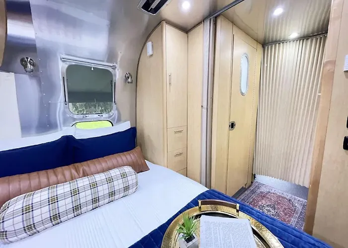 Limited Edition Airstream Midway Downtown & Beach