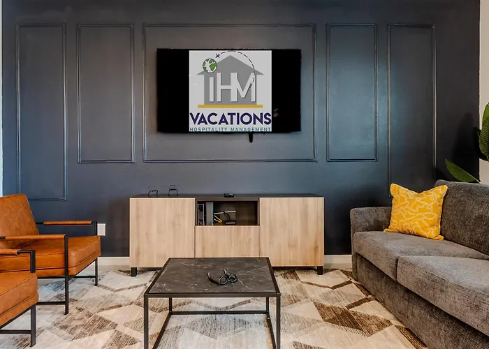 Pet Friendly Luxury Escape Minutes From Disney 347