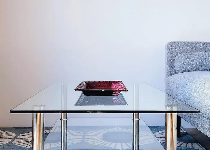 Chic Townhome Haven Rooted Downtown