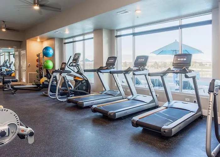 Sparks Marina 2Br - Waterfront Views & Rooftop Patio