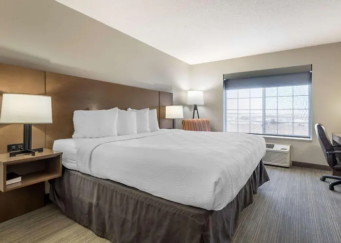 Country Inn & Suites By Radisson, Watertown, Sd
