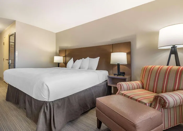 Country Inn & Suites By Radisson, Watertown, Sd