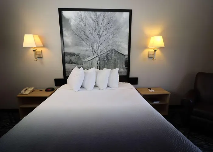Super 8 By Wyndham Perryville