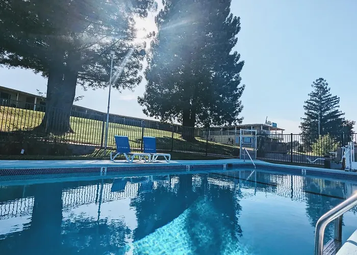 Foothills Motel