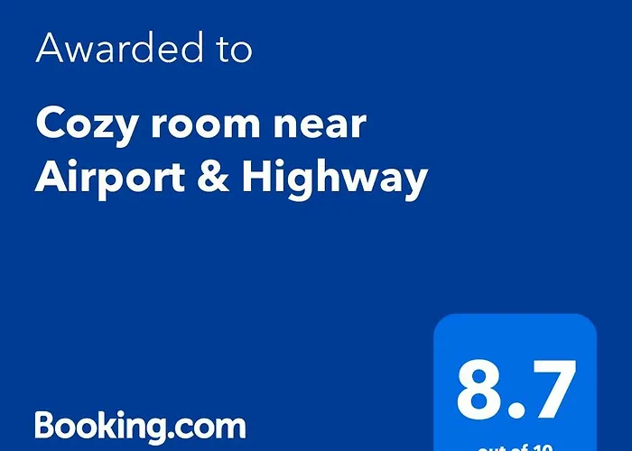 Cozy Room In House At Airport & Highway