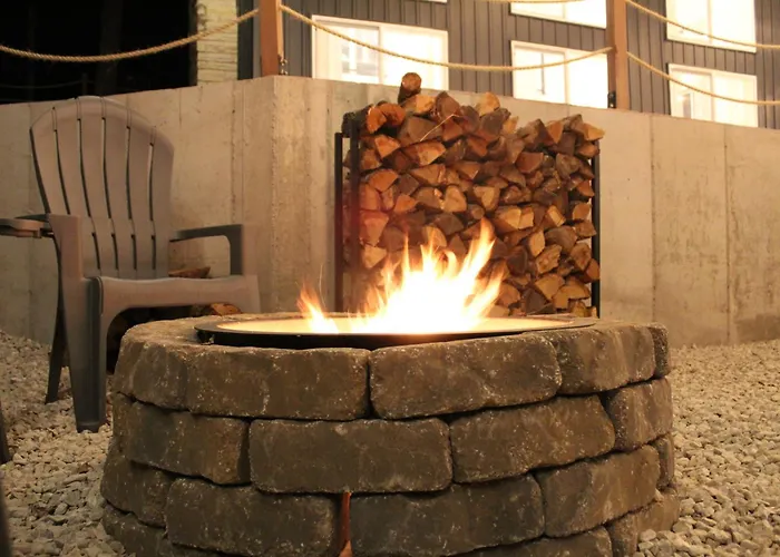 Modern Getaway - New Outdoor Amenities! - Location