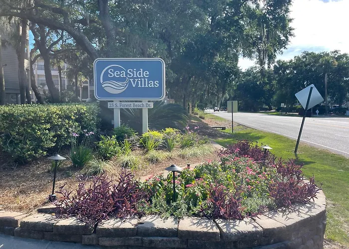 On Island Thyme Getaway Near Coligny- #228