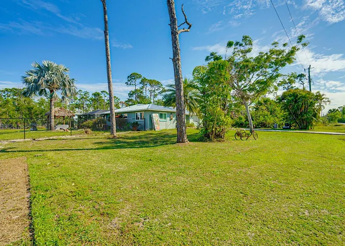 2 Mi To Boat Ramp: Home In Bokeelia
