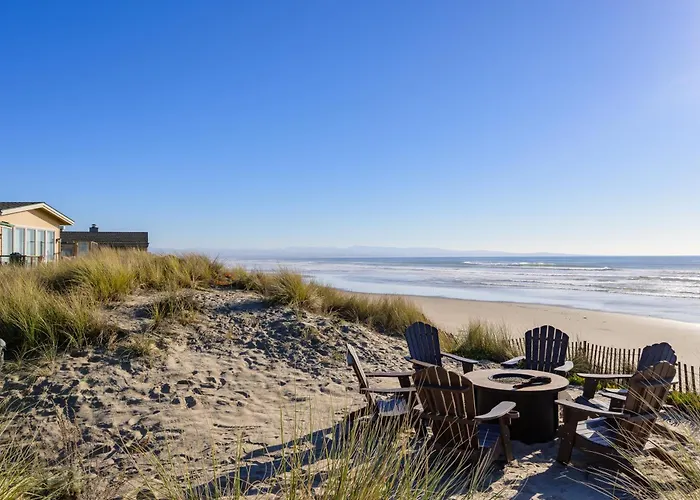 Oceanfront Retreat On Pajaro Dunes Beach