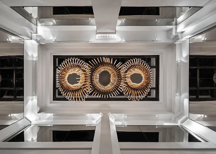 Glass Light Hotel & Gallery, Autograph Collection