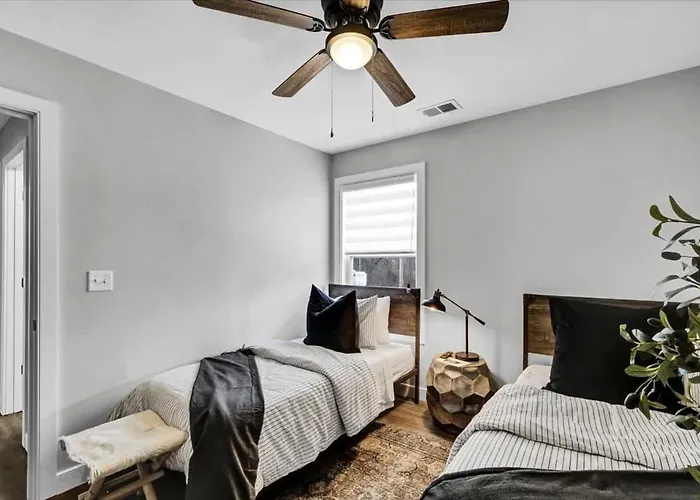 Central Bardstown Home Near Distilleries & Dining
