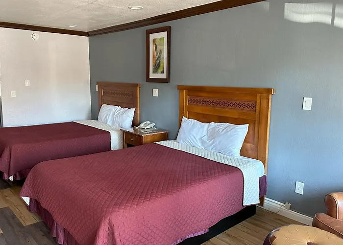 Corona Inn