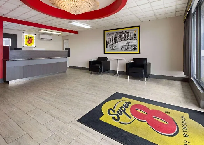 Super 8 By Wyndham Hazleton
