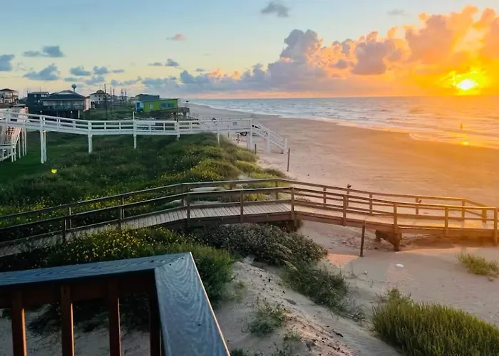 Surfside Beachfront Luxe