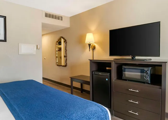 Best Western Greenfield Inn