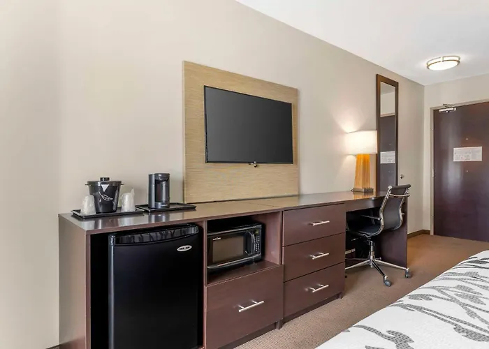Sleep Inn & Suites Cumberland
