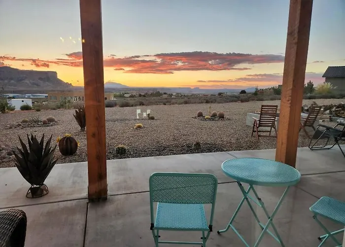 Lake Powell Sunrise Villa By Antelope Canyon With Firepit And Scenic Views
