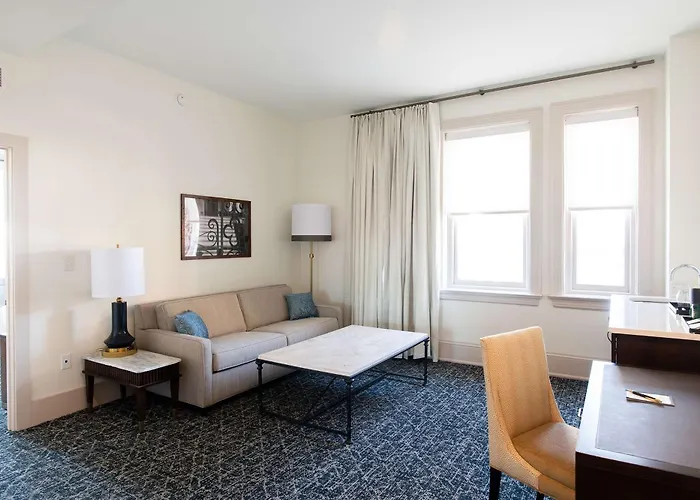 Hotel Petersburg, Tapestry Collection By Hilton