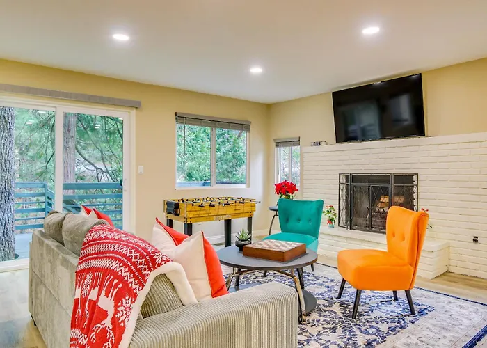 4 Mi To Lake Arrowhead: Cabin W/ Grill & Deck!