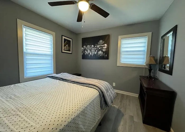 3 Bed 2 Bath Renovated House In West Rome