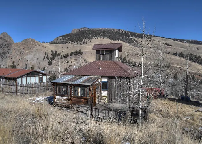 Hilltop House In Creede, Co