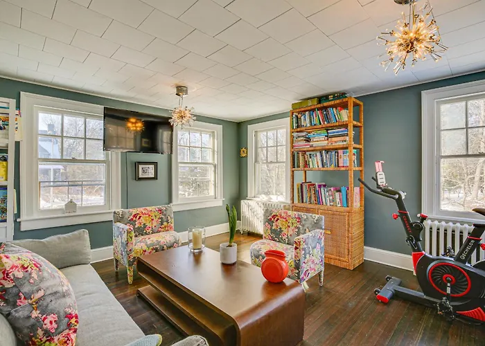 Historic Poughkeepsie Home Near Arlington & Vassar