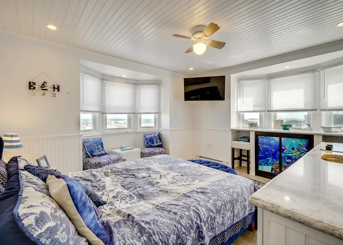 Ocean City Hideaway: Walk To Boardwalk & Beach!