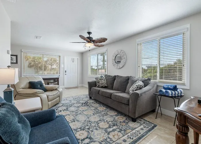 Steps To Flagler Beach! Cozy 1-Br Oceanfront Retreat Dog-Friendly