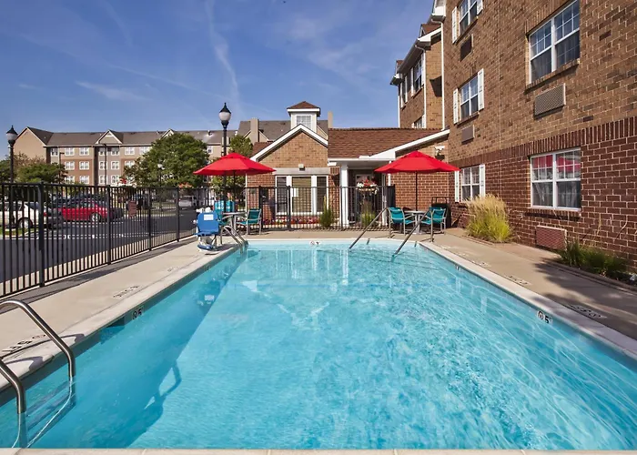 Towneplace Suites By Marriott Detroit Livonia