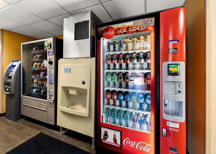Comfort Inn & Suites Near Kino Sports Complex
