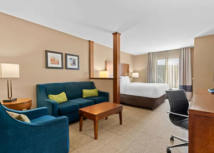Comfort Inn & Suites Avera Southwest
