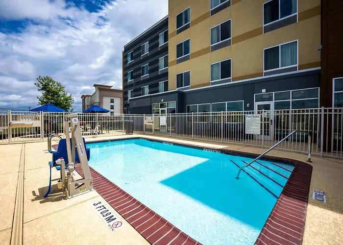 Fairfield Inn & Suites By Marriott Huntsville