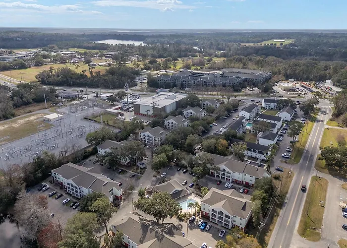 Cozy Uf Condo - Near Shands Uf Va On Archer Road !