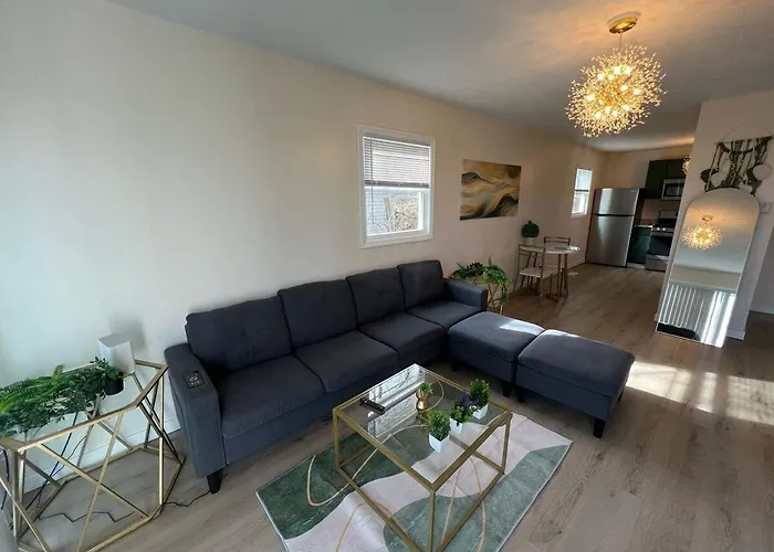 2Br Modern Home - Near Wvu, Hospitals & Stadium