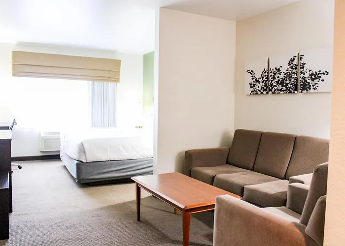 Sleep Inn & Suites Conference Center Eau Claire North