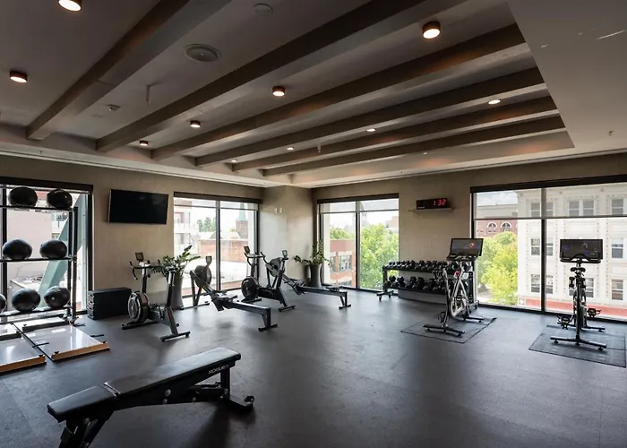 Arras Altitude: Luxury Downtown Condo with Mountain Views