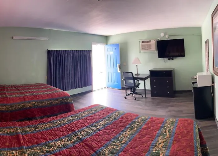 Town & Country Motel