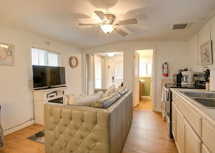 Seascapes Cottage 1-Bed By The Sea W Fireplace