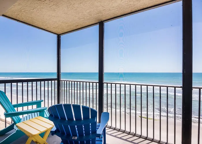 You Cannot Get Any Closer To The Beach! 2Br Condo